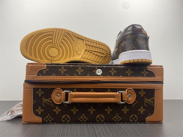 l w x of x air jordan 1 customs aq0818-201