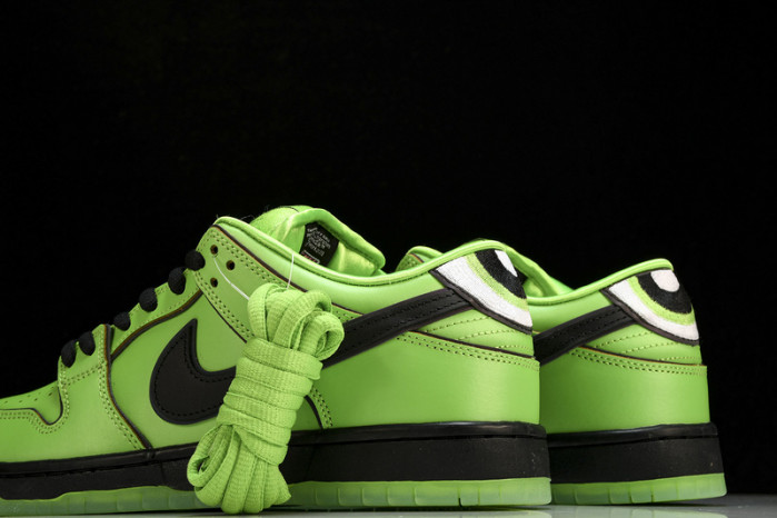 the powerpuff girls x nike sb dunk low “buttercup” fz8319-300