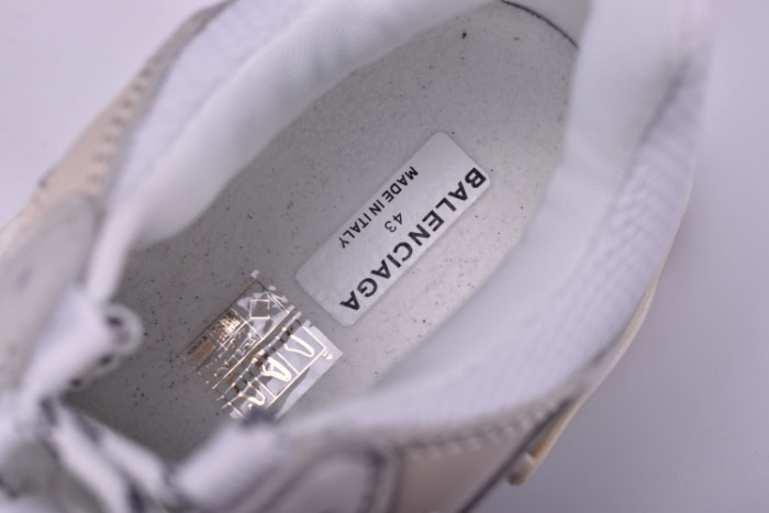 bl 17fw triple s“cream” 490671-w06f1-9000