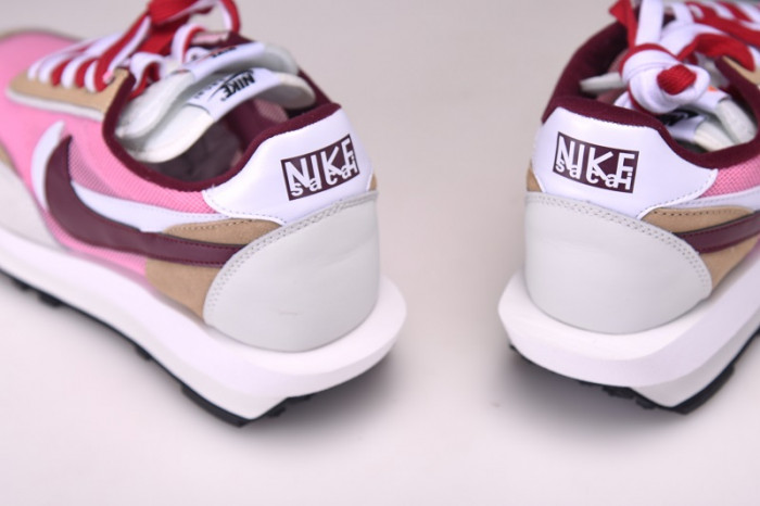 sacai nike ldv waffle pink bv0073-500