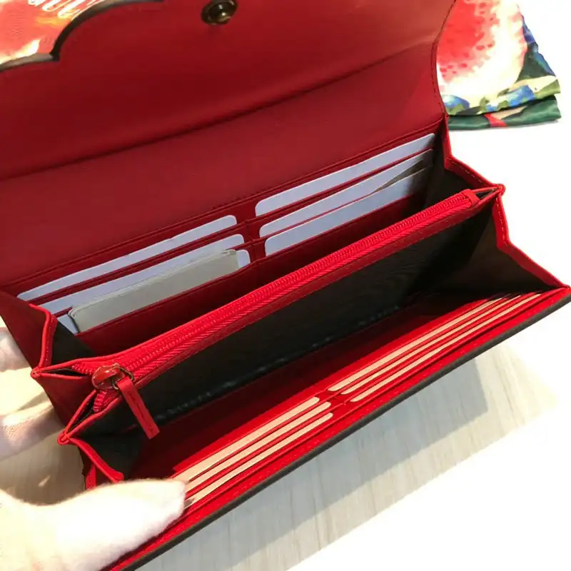 G*u*i bags 20guc0213