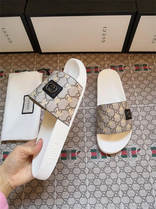 WellDesigned Gocci Slipper 5690