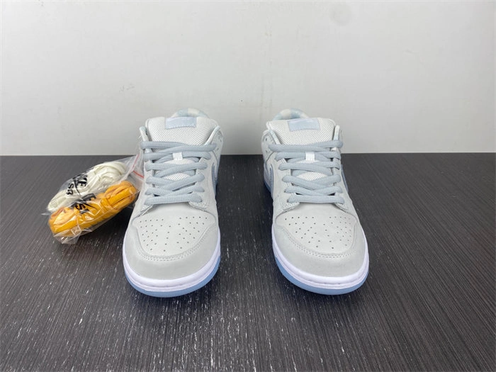 Versatile Nike SB Dunk Low White Lobster FD8776- 4658